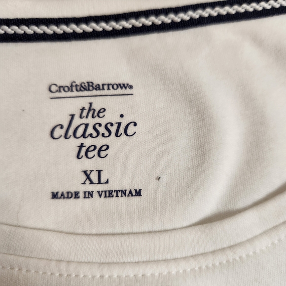 croft and borrow tee don't make me drop a house on you - Picture 5 of 6